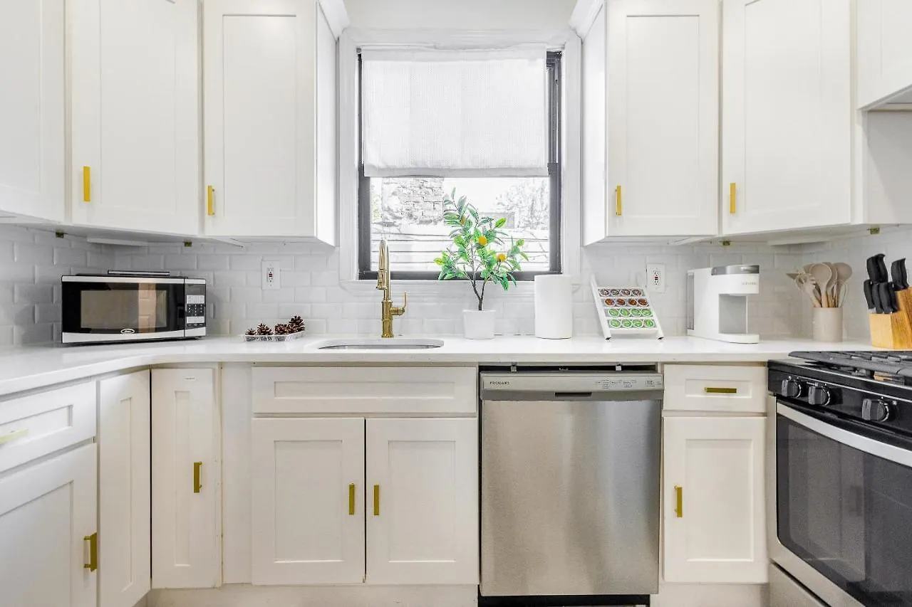 New York Styled Townhomes 0*, New York USA